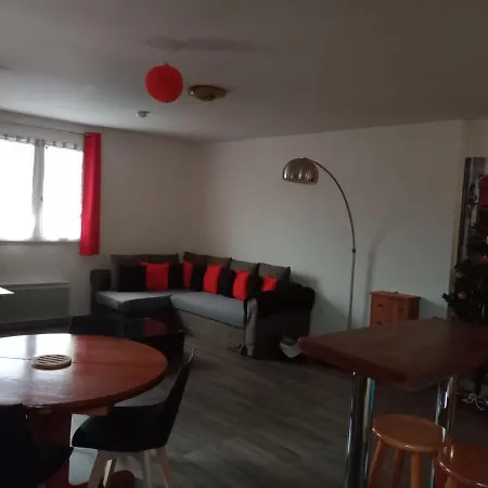 Appartement Superbe T3 De 85 Metres Carres