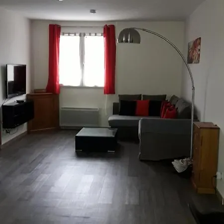 Superbe T3 De 85 Metres Carres Appartement *